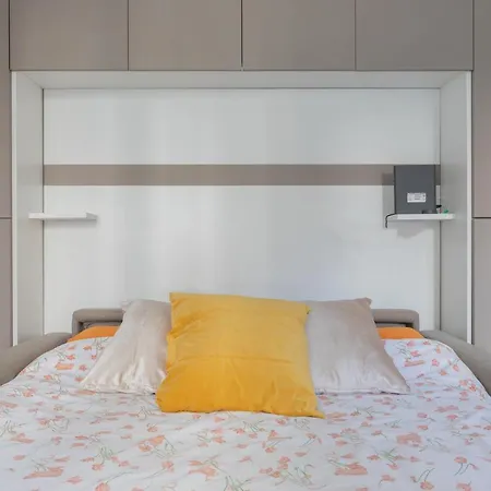 Apartman 20mins From Duomo - Renovated Near Center Milánó