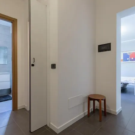 20mins From Duomo - Renovated Apt Near City Center *